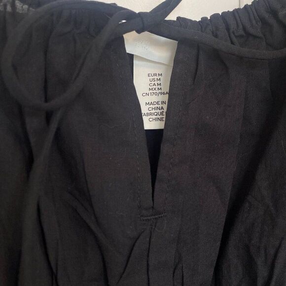 NWOT H&M Peephole Lightweight Smocked Waist Long Black Dress Women's Size Medium - Picture 4 of 4